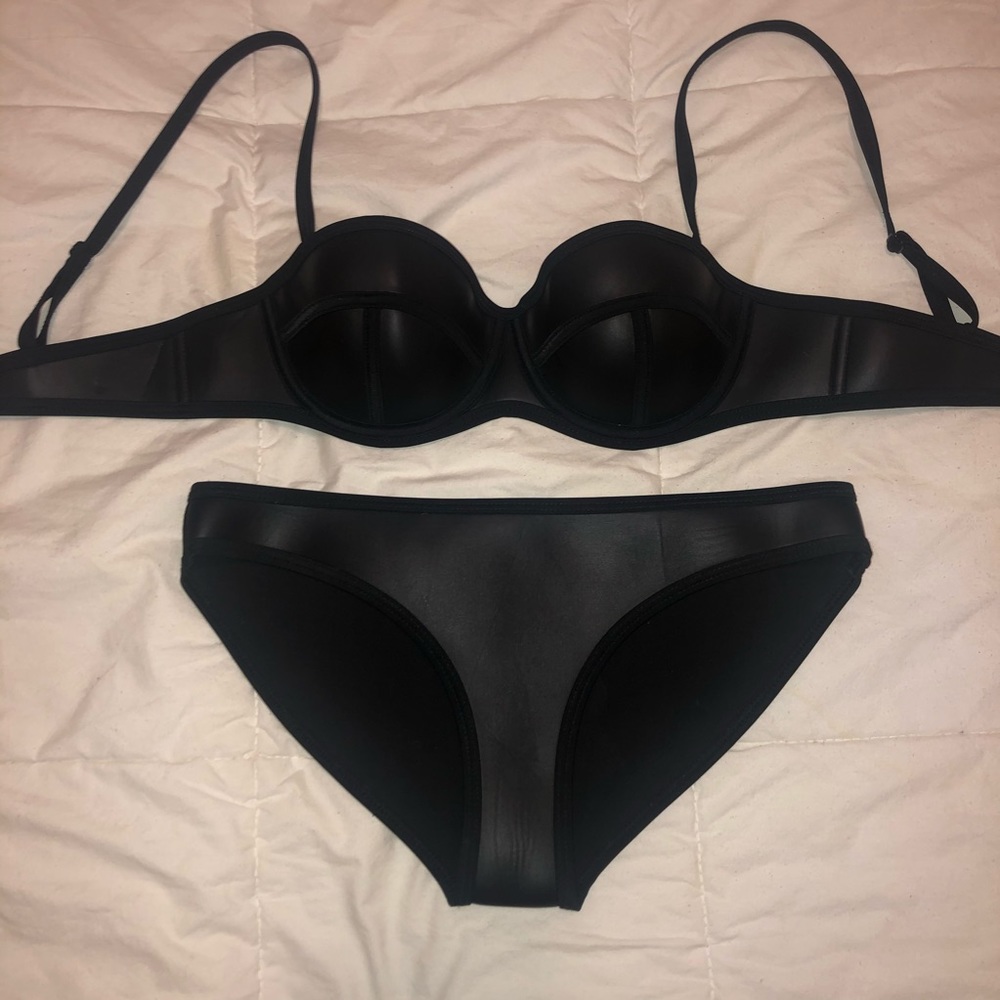 TRIANGL SWIMWEAR Black bikini